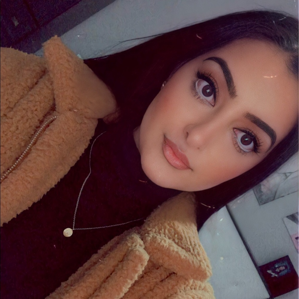 Meet your Posher, Jina